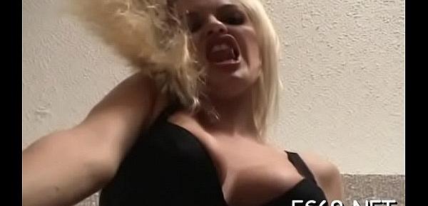  Magnificent diva gets head and cherry banged